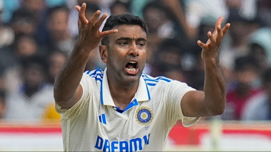Ashwin, ind vs eng 3rd Test: तीसरे टेस्ट मैच के बीच भारतीय टीम को तगड़ा झटका... 500 विकेट लेने वाले रविचंद्रन अश्विन हुए बाहर, जानिए मामला - Ravichandran Ashwin ...