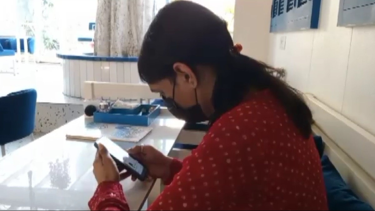 लड़के से लड़की बनी ट्रांस गर्ल की दर्द भरी दास्तां.