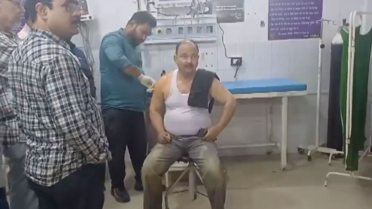 वकील को गोली मारकर किया घायल