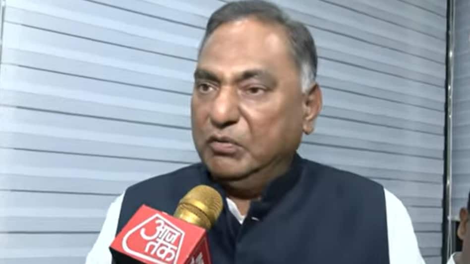 रामवीर सिंह बिधूड़ी को बीजेपी ने दक्षिणी दिल्ली से टिकट दिया है