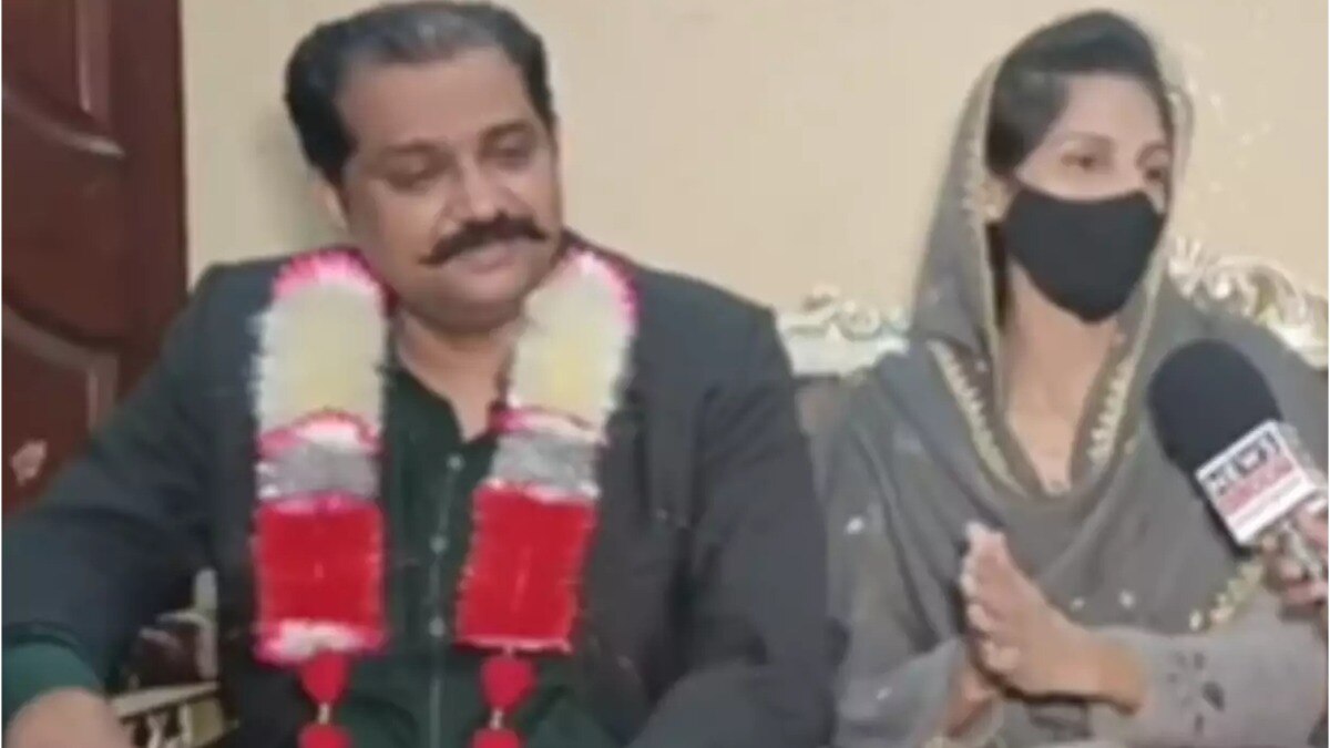 लड़की ने सुनाई अपनी अनोखी लव स्टोरी (तस्वीर- सोशल मीडिया)