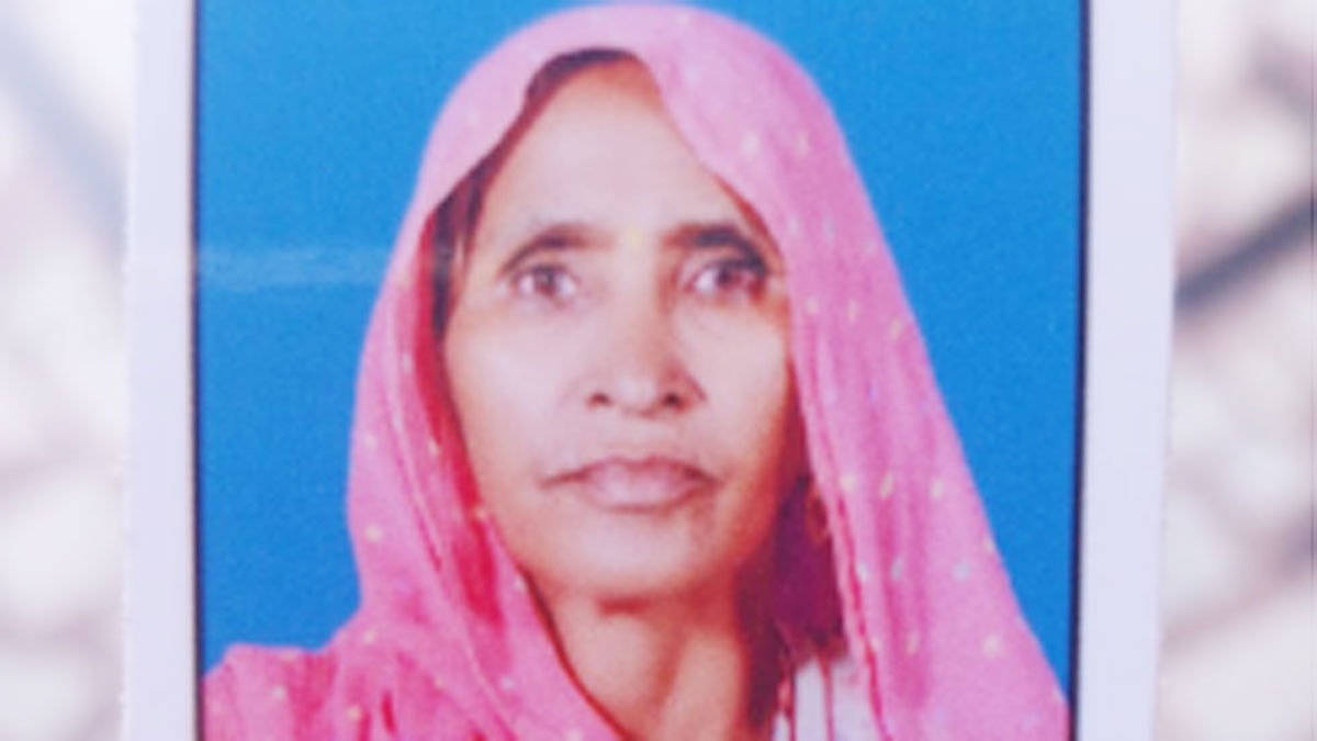 घर में घुसकर बुजुर्ग महिला की हत्या