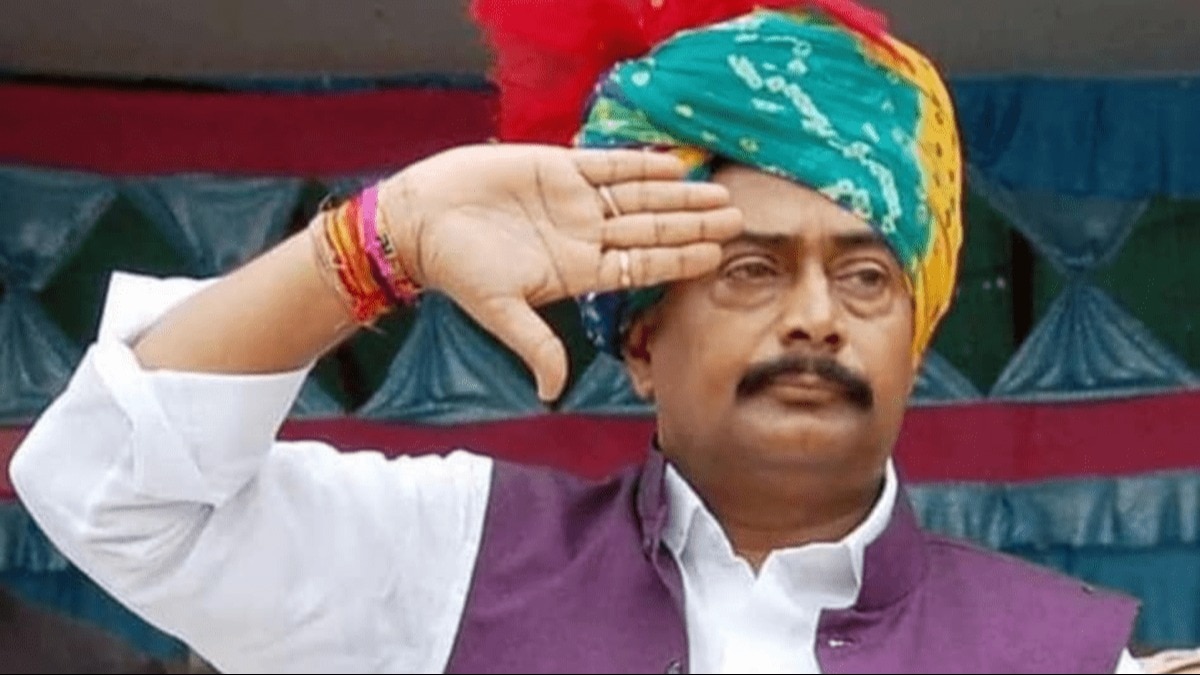 चुनाव से पहले MP में कांग्रेस को बड़ा झटका, पूर्व CM कैलाश जोशी के बेटे  जल्द थामेंगे BJP का दामन - former CM Kailash Joshi son Deepak Joshi will  join BJP today