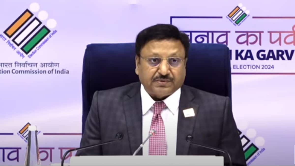 कोई लालच दे या पैसे बांटे तो हमें करें शिकायत...' चुनाव की तारीखों के ऐलान कर बोले CEC - Election Commission will take action against those giving bribe and distributing money in