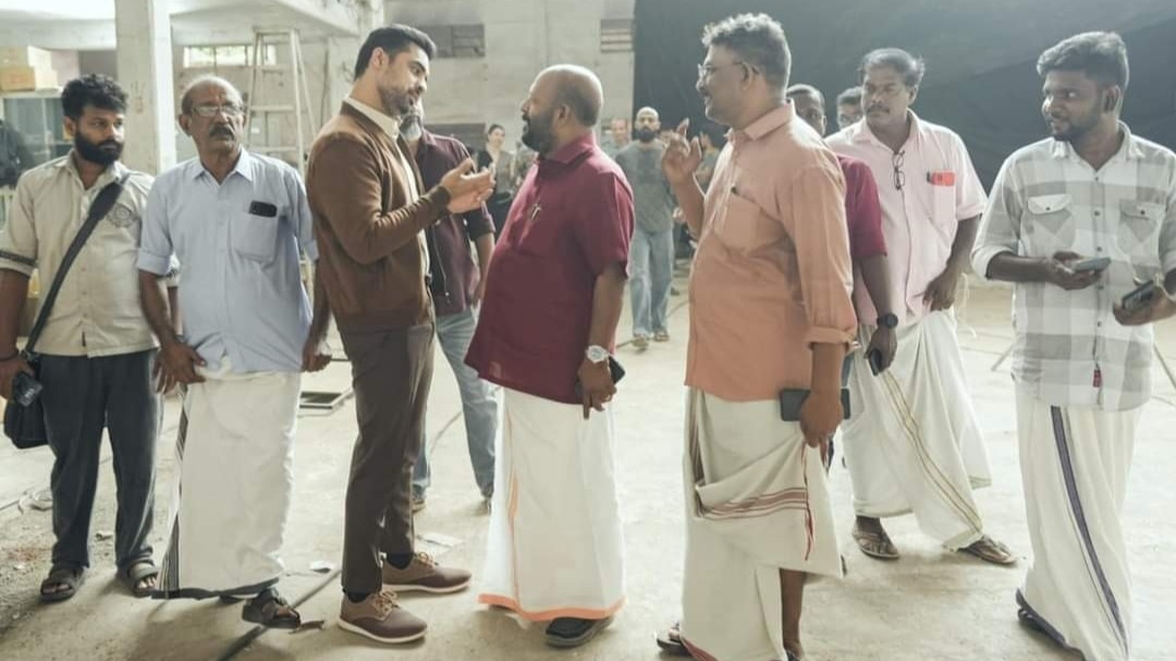 मलयालम फिल्म एक्टर टोविनो थॉमस ने की अपील