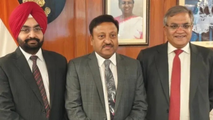 newly-appointed Election Commissioners Sukhbir Singh Sandhu and Gyanesh Kumar