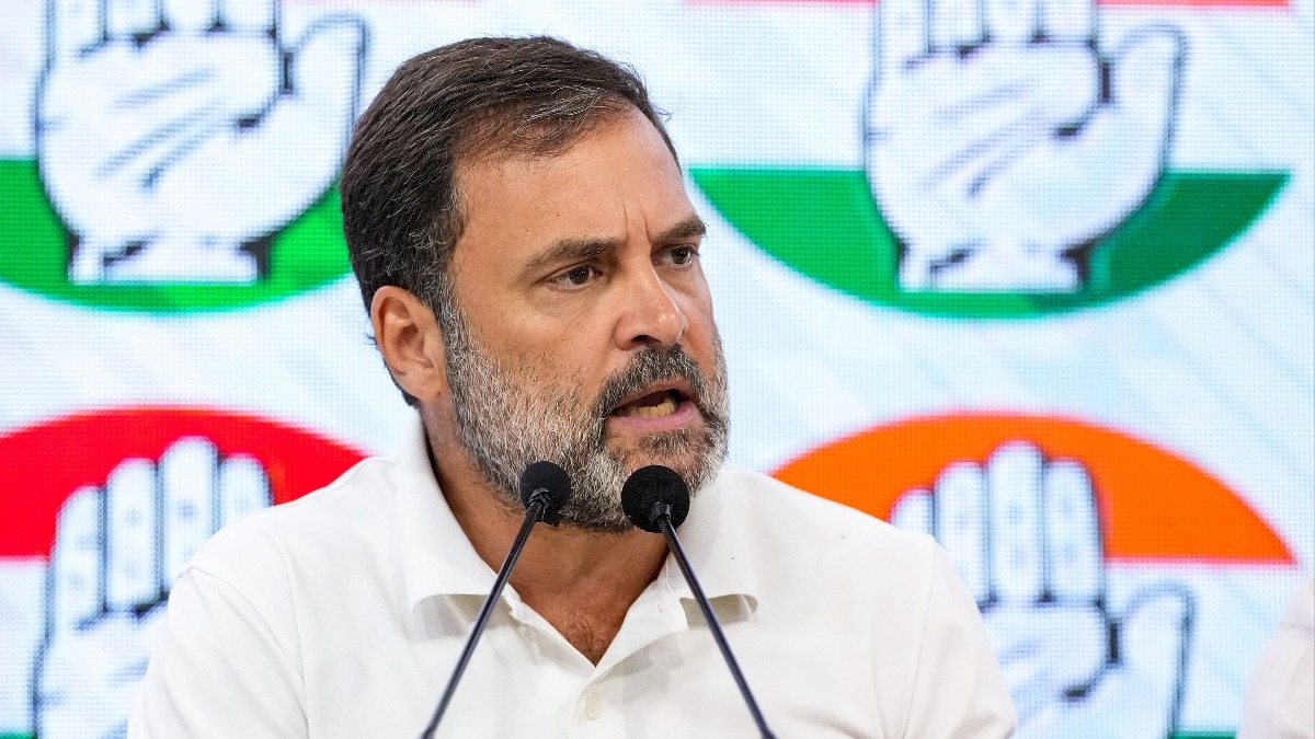 कांग्रेस को IT का नोटिस मिलने पर राहुल गांधी ने बीजेपी पर निशाना साधा (फोटो- पीटीआई)