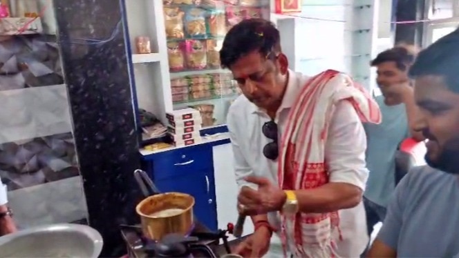 गोरखपुर में रवि किशन 