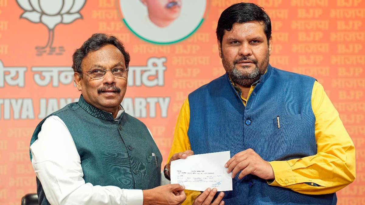  गौरव वल्लभ बीजेपी में हुए शामिल