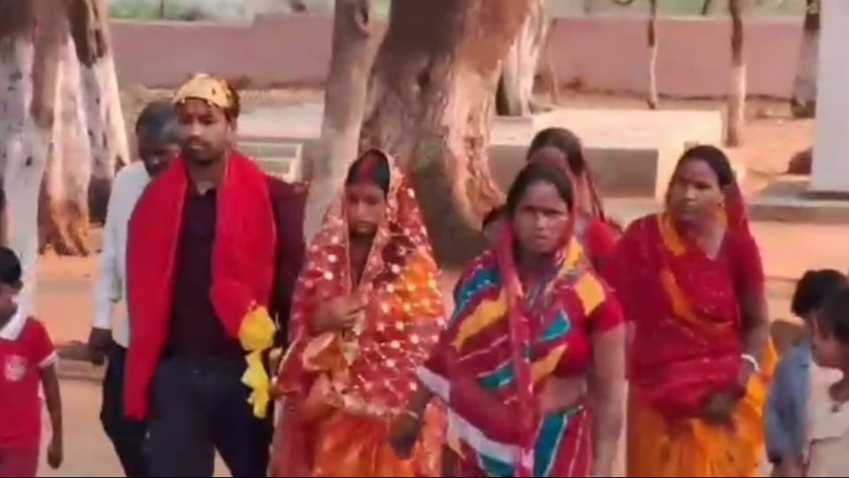  शिव मंदिर हुई शादी.