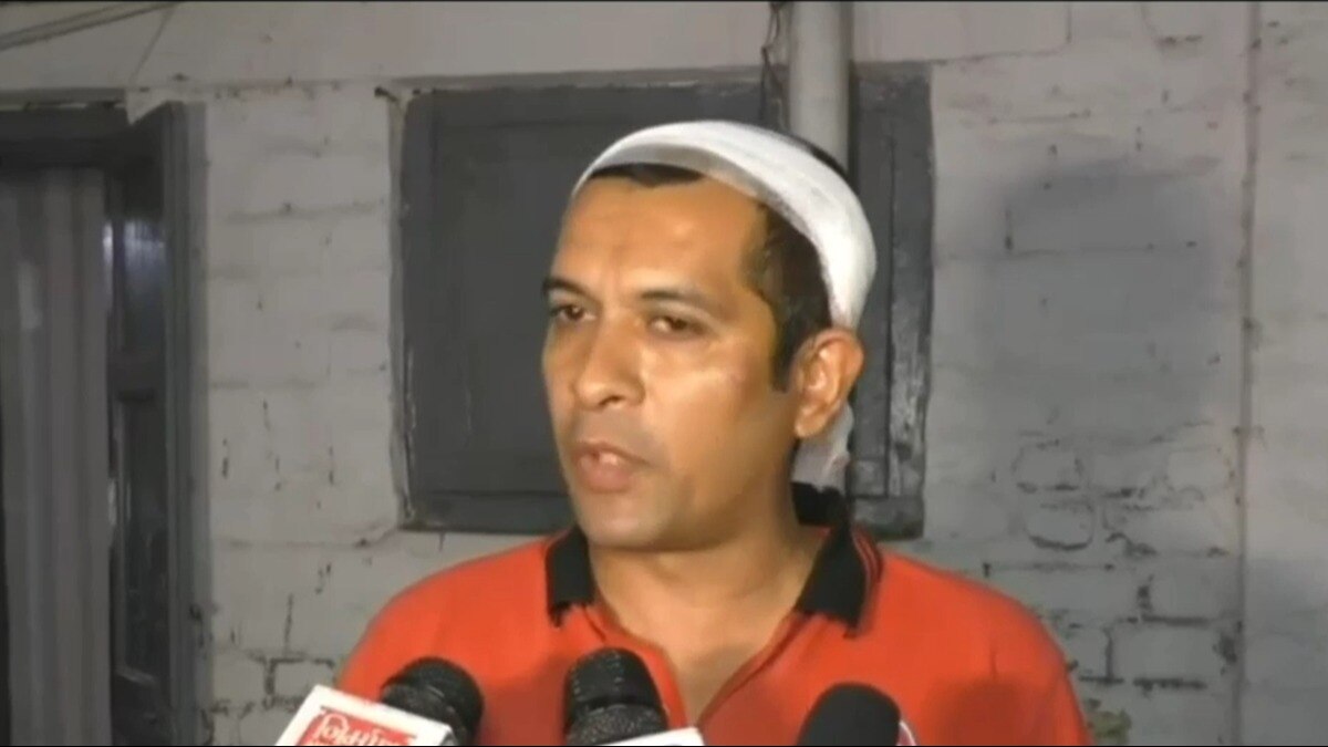 घटना के बारे में जानकारी देते एक्वा वाटर पार्क के सिक्योरिटी ऑफिसर मेहुल देसाई.