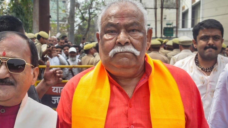 मुरादाबाद में बीजेपी प्रत्याशी कुंवर सर्वेश सिंह का निधन हो गया है. (फाइल फोटो)