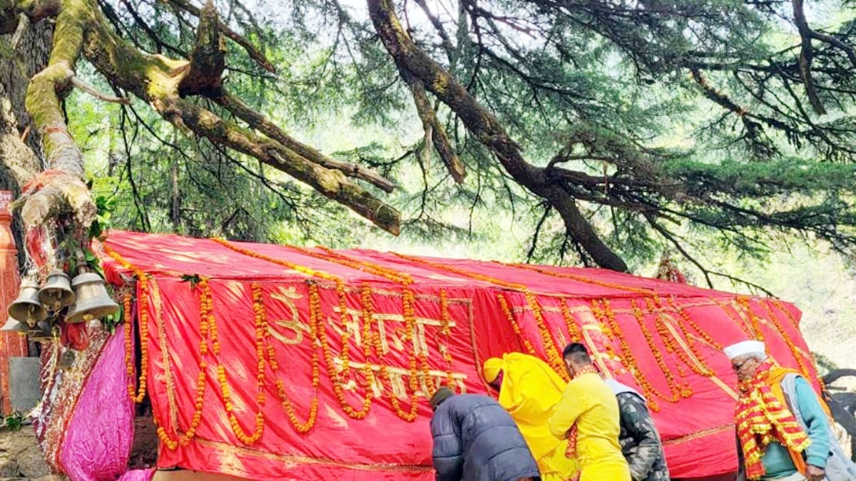 लाटू मंदिर के कपाट भक्तों के लिए खुले