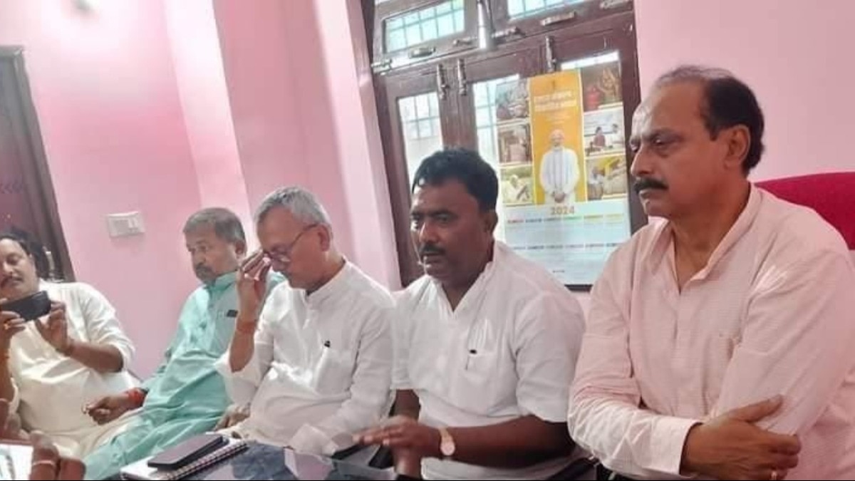 एमएलसी भीष्म साहनी.