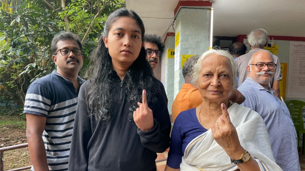 दूसरे चरण की सीटों पर वोटिंग