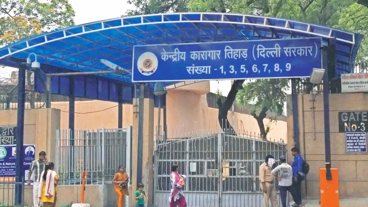 तिहाड़ जेल में कैदी की हत्या