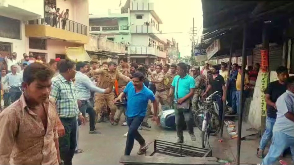 कानपुर में मतदान वाले दिन बवाल  