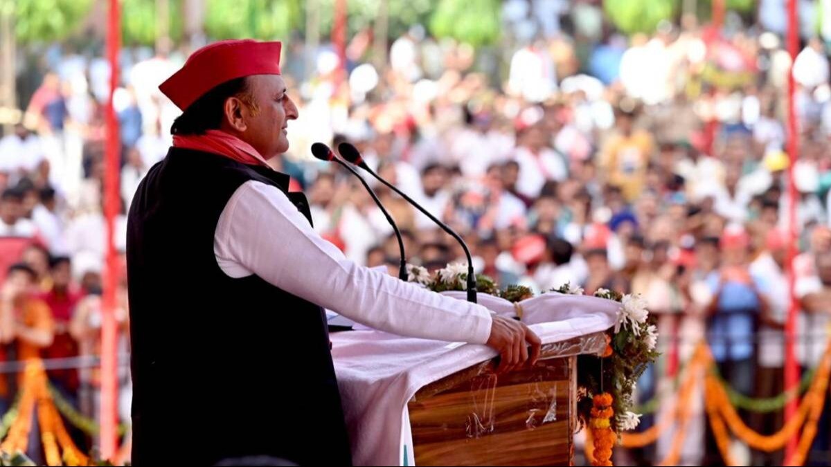 अखिलेश ने बीजेपी पर साधा निशाना  