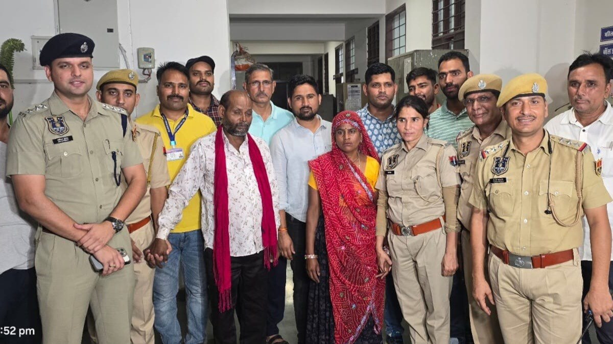 पुलिस की गिरफ्त में आरोपी. 