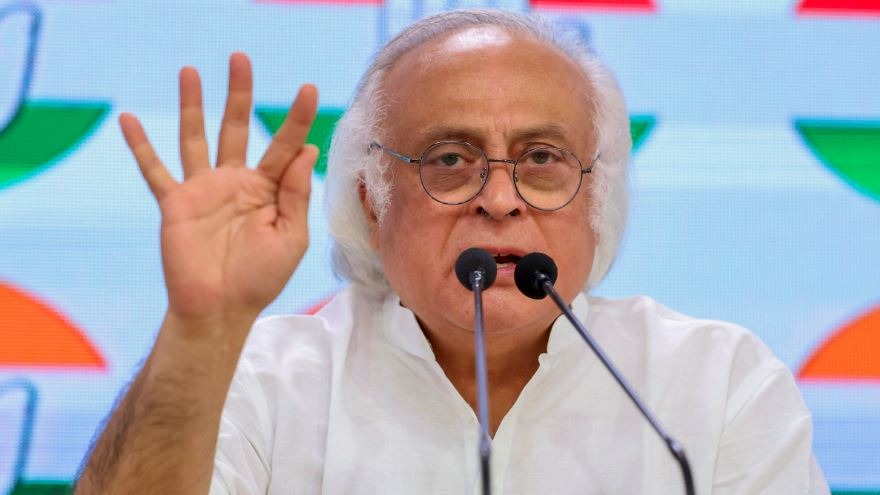 आप आज ही फैक्चुअल डिटेल दें...', 150 DM को प्रभावित करने के जयराम रमेश के आरोप पर EC की चिट्ठी - Election commission refuses extra time to Jairam Ramesh influence DM vote