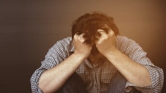 Social Media affect mental health (Freepik)