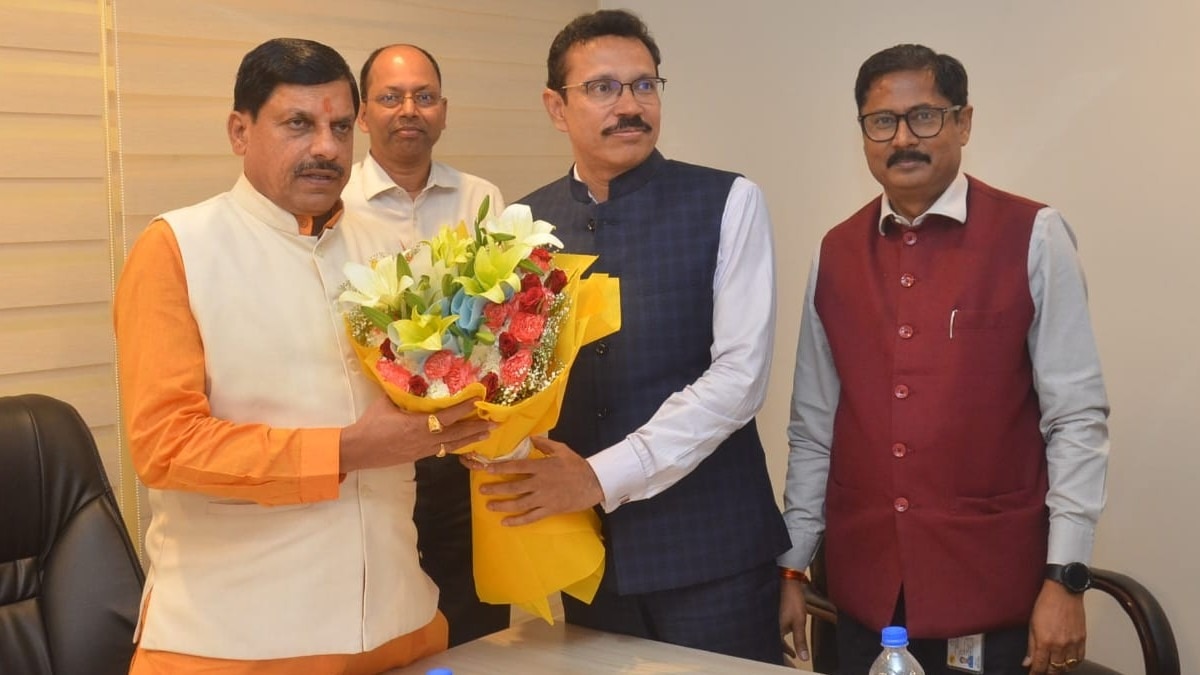 CM मोहन यादव से दिल्ली के मध्यप्रदेश भवन में मिले गेल (इंडिया) के अधिकारी.