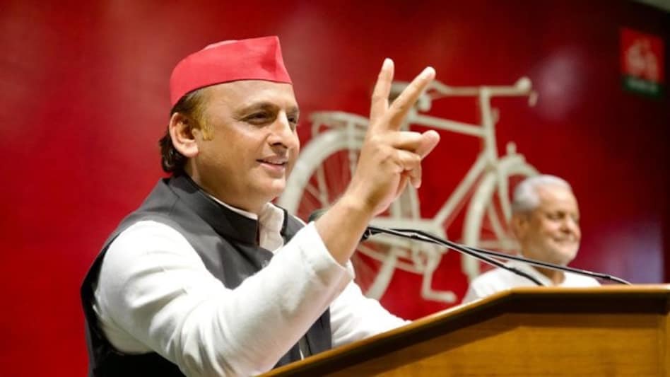 सपा सुप्रीमो अखिलेश यादव ने करहल विधानसभा से दिया इस्तीफा, अवधेश प्रसाद और लालजी वर्मा ने भी छोड़ी सदस्यता 5 अधर में जो है अटकी हुई वो तो कोई सरकार नहीं', अखिलेश यादव ने बीजेपी पर कसा तंज - modi cabinet taking oath samajwadi party chief akhilesh yadav taunt bjp lclr - AajTak
