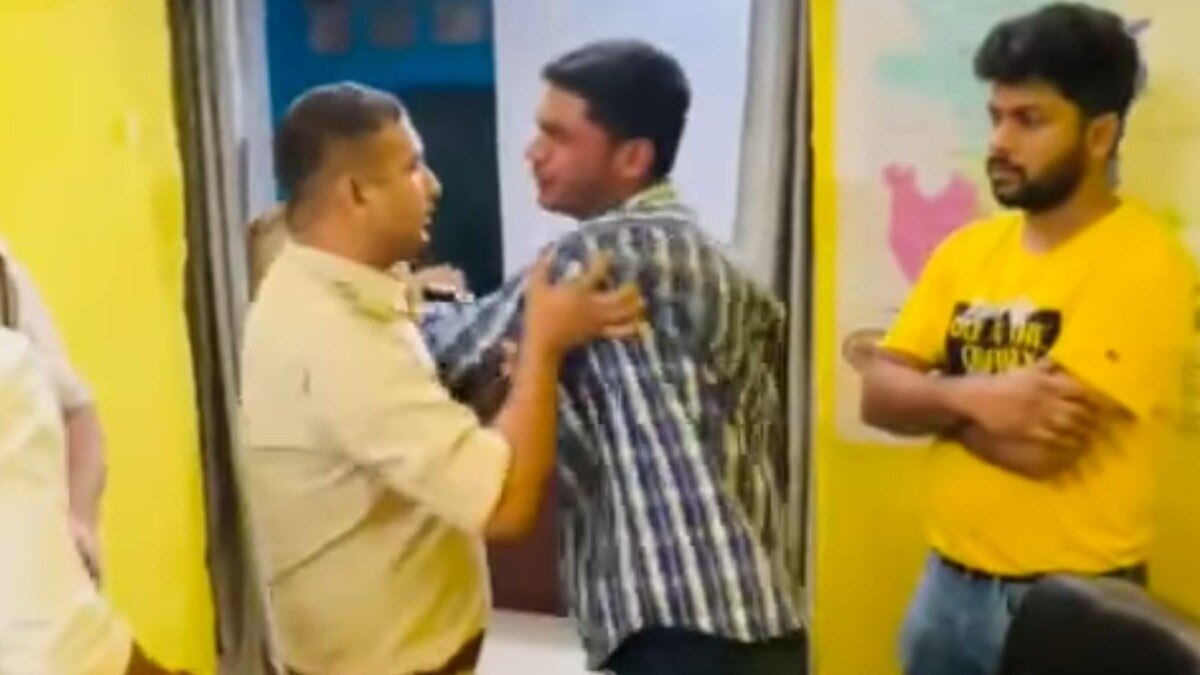 सरकारी कार्यालय में गुंडागर्दी.