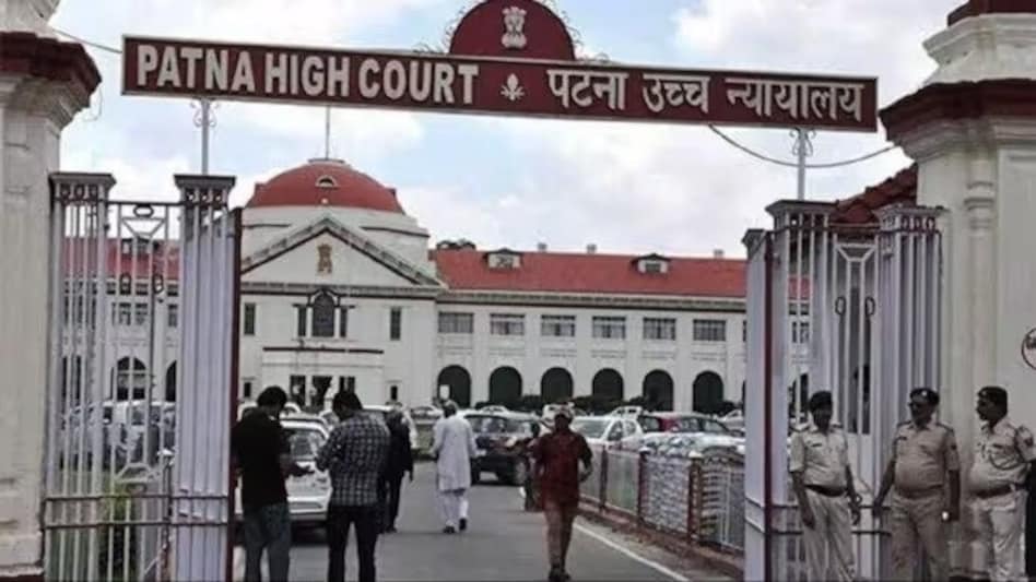 Bihar Reservation : CM नीतीश कुमार को HC से बड़ा झटका, अब नहीं मिलेगा 65 फीसदी आरक्षण, आदेश रद्द 5 नीतीश सरकार को HC से झटका, आरक्षण का दायरा 65 फीसदी तक बढ़ाने का आदेश रद्द - Patna High court quashes Nitish goverment decision on raising reservation quota to 65 percent from