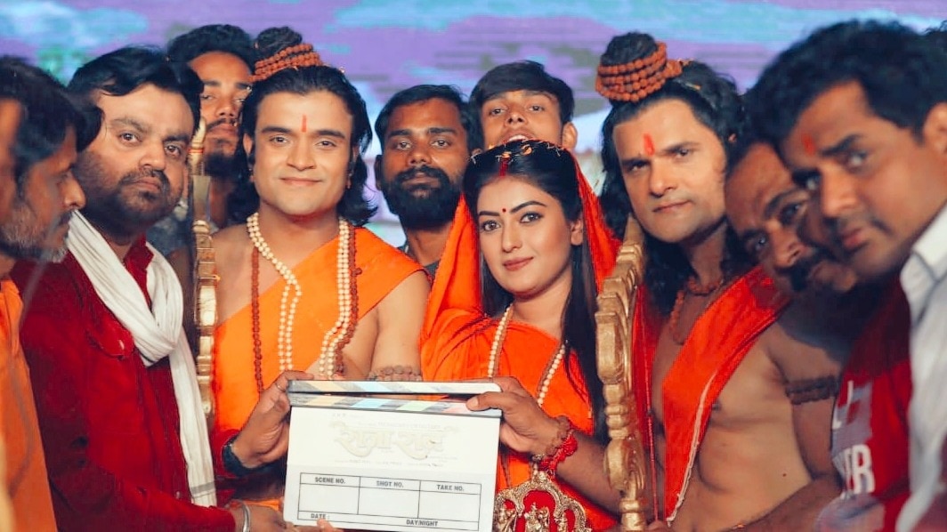  खेसारी लाल यादव 