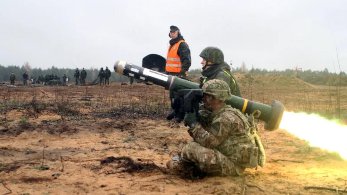 Javelin Missile 