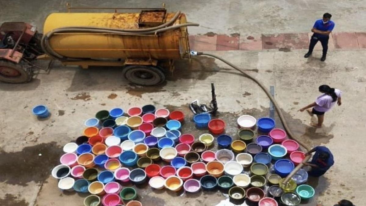 हाईराइज सोसायटीज में बढ़ी पानी की परेशानी. (फाइल फोटो)