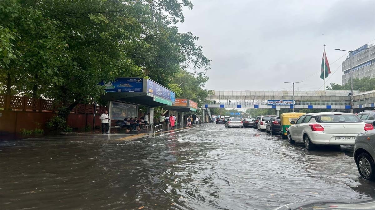 Waterlogging in Delhi due to heavy rainfall