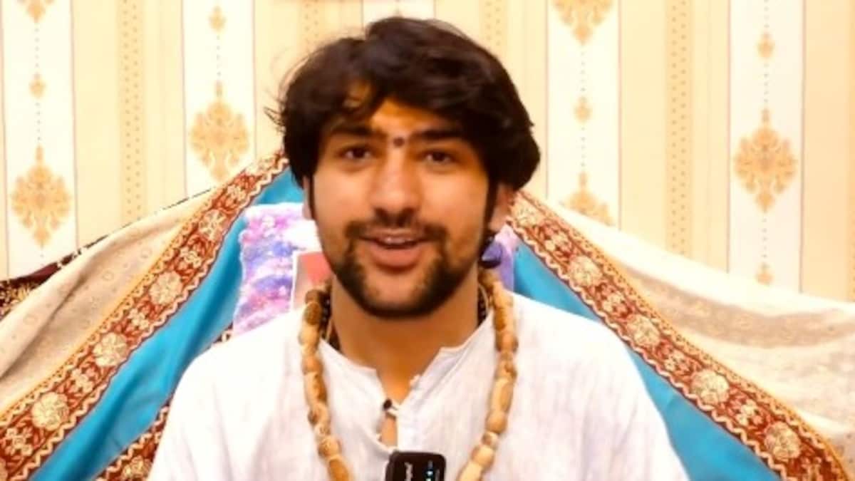 धीरेंद्र शास्त्री भक्तो से अपील