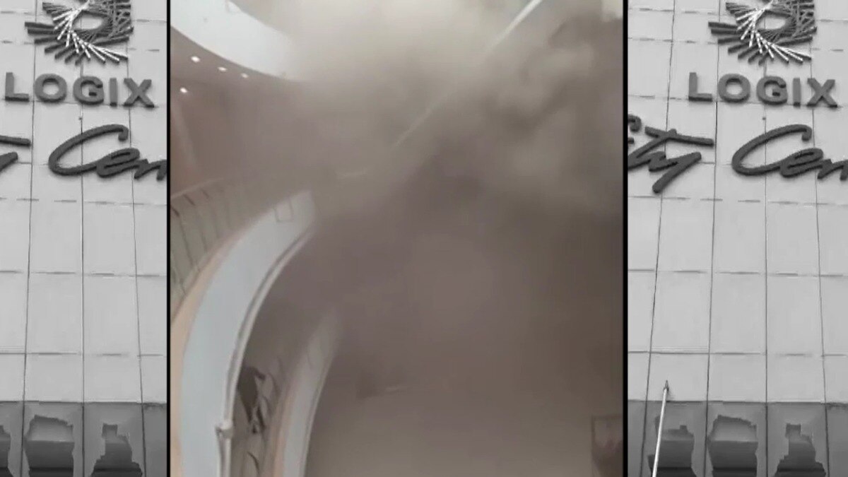 नोएडा के लॉजिक्स मॉल में भीषण आग