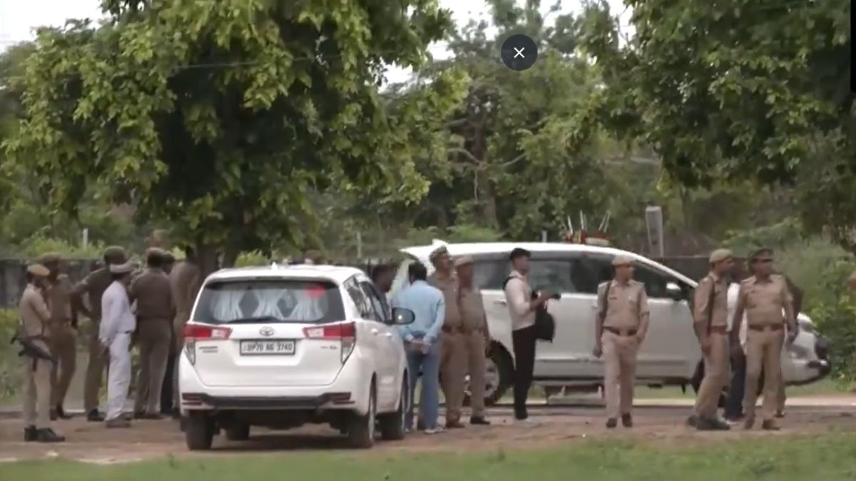 हाथरस पहुंचा तीन सदस्यीय न्यायिक जांच आयोग. 