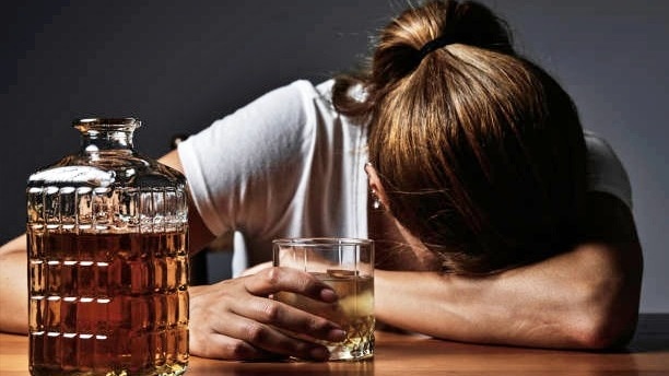 पत्नी को है शराब पीने की लत (सांकेतिक फ़ोटो) 