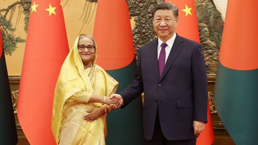 चीन में शी जिनपिंग से मिलीं शेख हसीना (फोटो: एक्स)