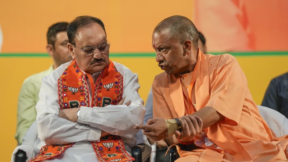 योगी आदित्यनाथ किसके 'अति आत्मविश्वास' को लोकसभा चुनाव में BJP की हार की वजह बता रहे हैं? - yogi adityanath retaliates nadda in veiled attack on bjp leadership over confidence ...