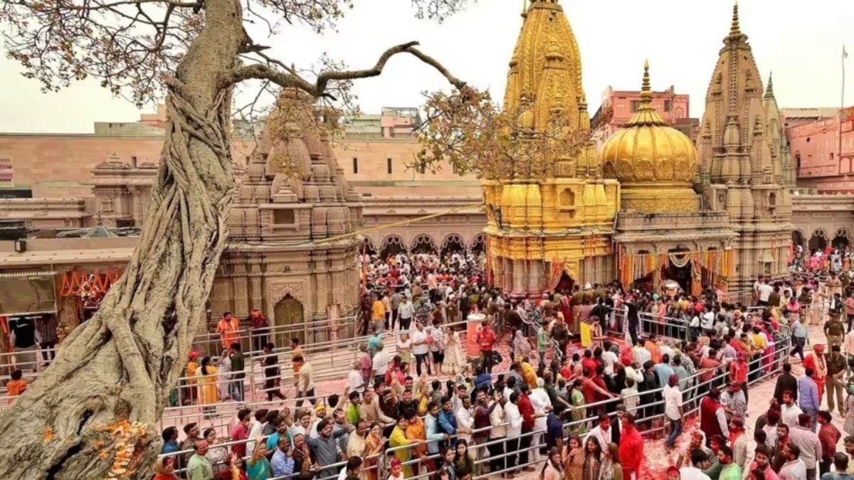 काशी विश्वनाथ मंदिर.