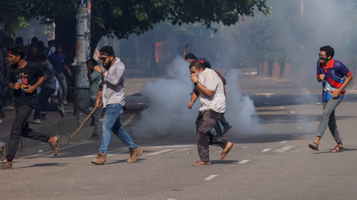 बांग्लादेश में और बिगड़े हालात