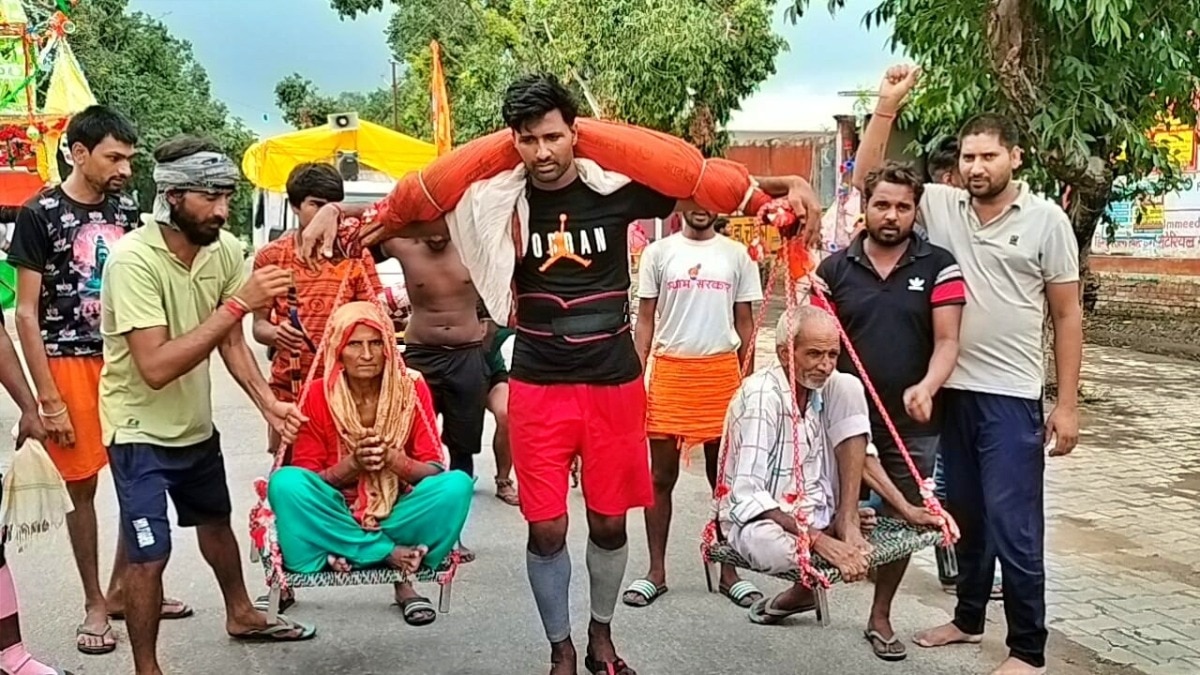 कांवड़ यात्रा के दौरान बिट्टू 