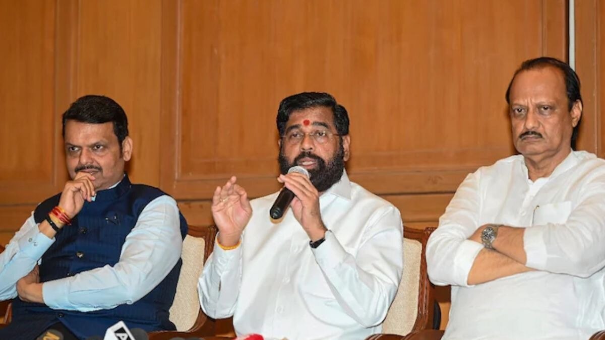 देवेंद्र फडणवीस, एकनाथ शिंदे और अजित पवार. (फाइल फोटो-PTI)