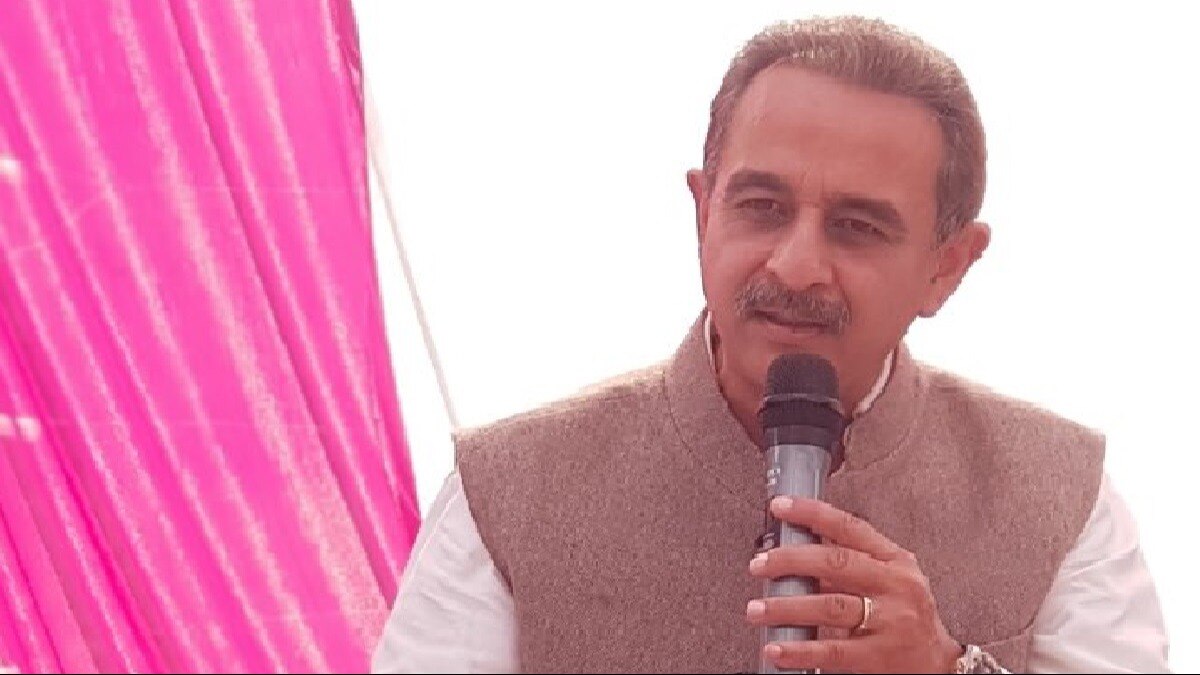 गोंडा बीजेपी सांसद कीर्तिवर्धन सिंह (फाइल फोटो)