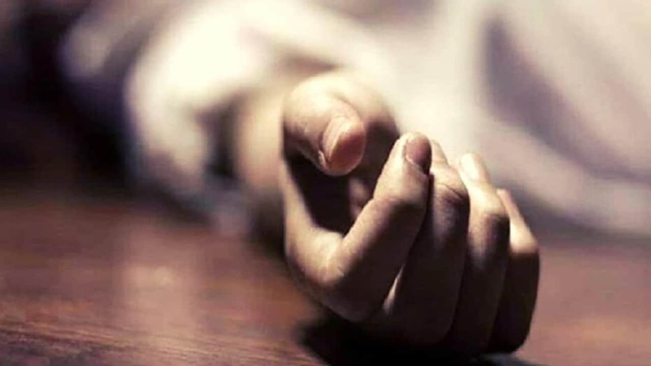 अपराध सूचना: ‘मैंने बहू को मार डाला…’, हत्या के बाद ससुर ने पुलिस को बुलाया, बताई हत्या की वजह अपराध सूचना: ‘मैंने बहू को मार डाला…’, हत्या के बाद ससुर ने पुलिस को बुलाया, बताई हत्या की वजह