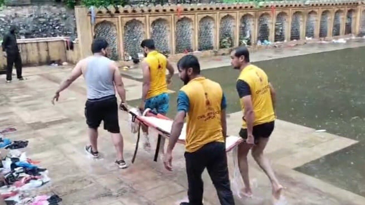 गलता कुंड में डूबने से कांवड़ियों की मौत.