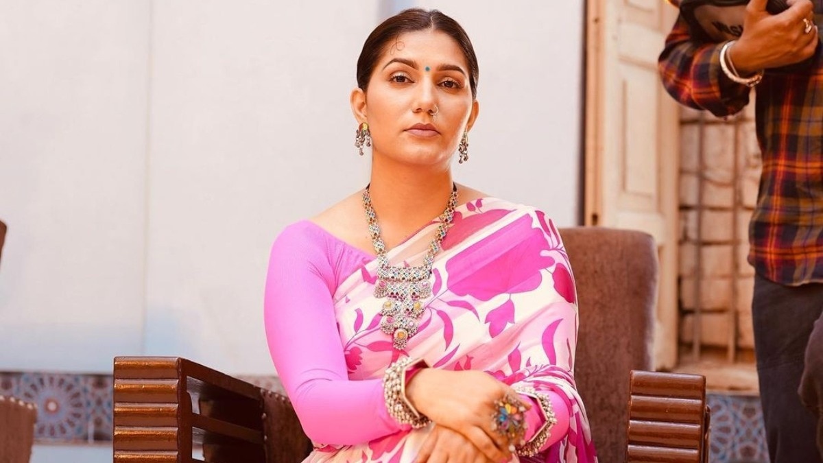 कानूनी पचड़े में फंसीं सपना चौधरी, चीटिंग का लगा आरोप, कोर्ट ने जारी किया गैर-जमानती वारंट