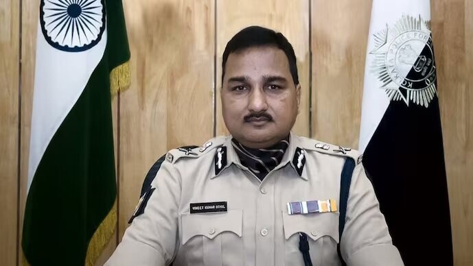 कोलकाता पुलिस कमिश्नर विनीत गोयल (फाइल फोटो)