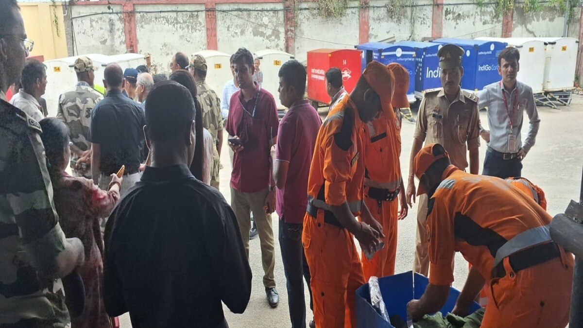 लखनऊ एयरपोर्ट पर मिला रेडियोएक्टिव मटेरियल