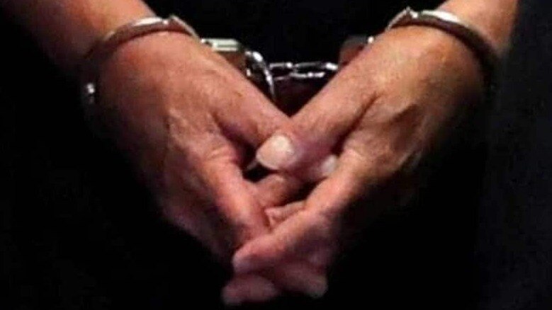 पुलिस पकड़े गए ड्रग तस्कर गोपाल से पूछताछ कर रही है